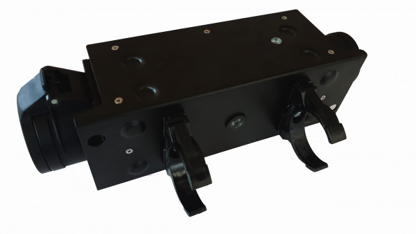 RigPort 1 x CEE 16Amp 3P+N+E 400V to  6 x PowerCon-True1 + Loop out with Lids