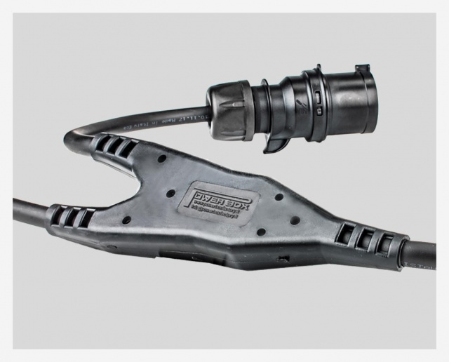 Y Splitter Rubber Cable with  [ Black ] PCE Midnight Series 32A 230V 2P+E Plug to 2 x 16A Sockets