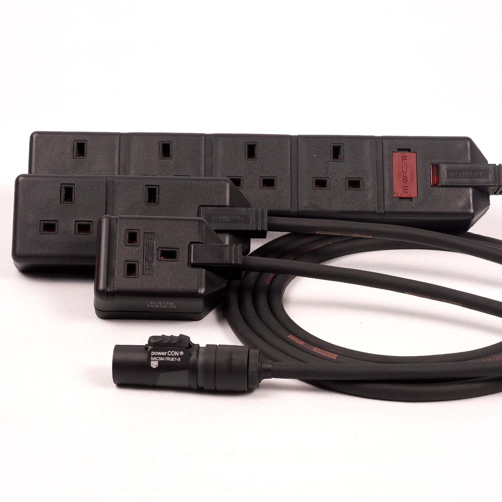 Neutrik PowerCON TRUE1 Male Plug to Masterplug 13A Fused 4 Gang Socket 1.5mm H07RN-F