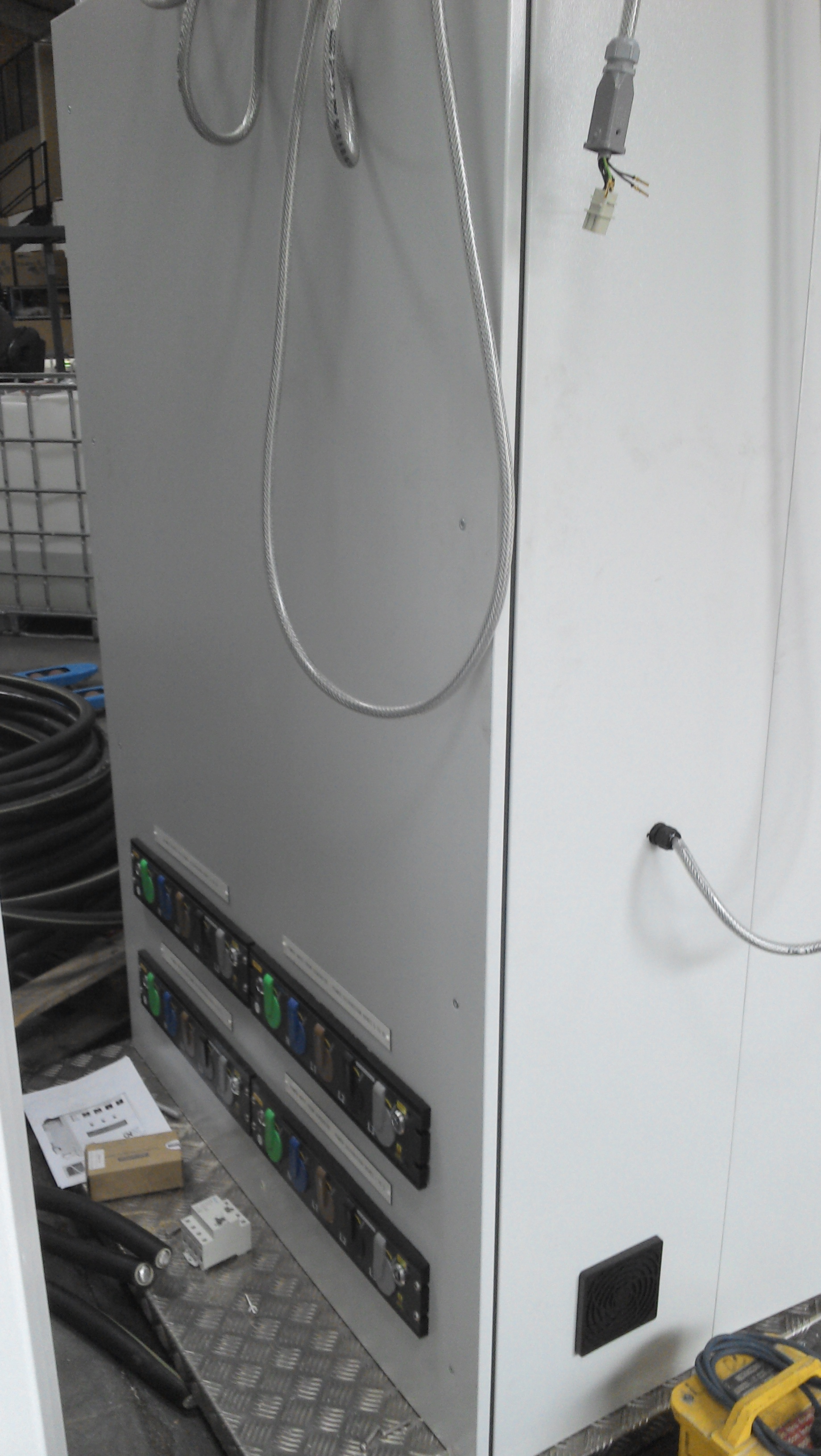 Powersafe 800A 3pH+N+E Powerlock Sequential Box Panel Drain (With Lid) 5 Port PD5-E-108L